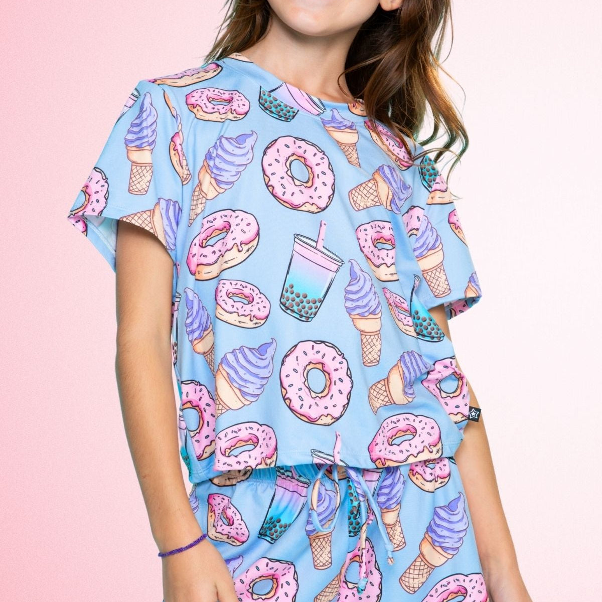 Simply Soft Easy Tee & Dolphin Short