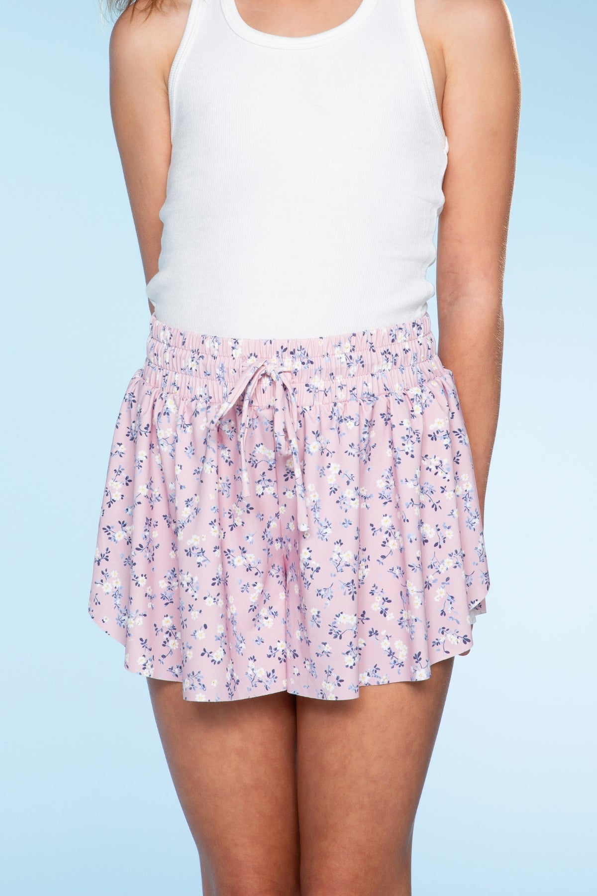 Air Swift Flowy Short - Ivory Blue Floral