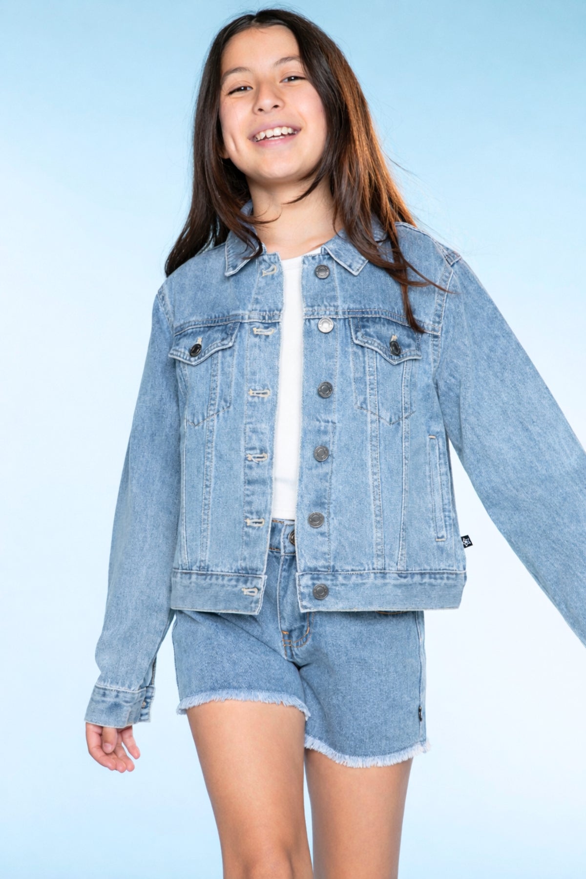Denim Girlfriend Short - Lt Denim Sequin Butterfly