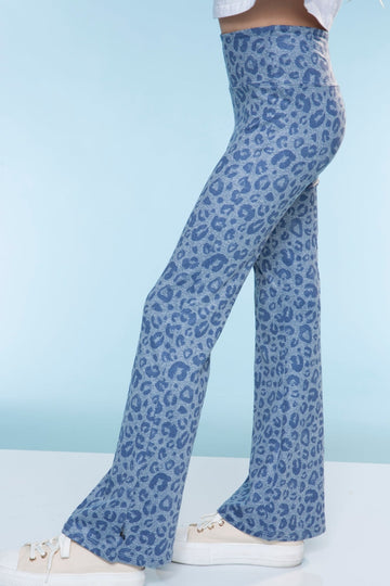 Simply Soft Luxe Flare Legging. - Vintage Denim Leopard - NEW!