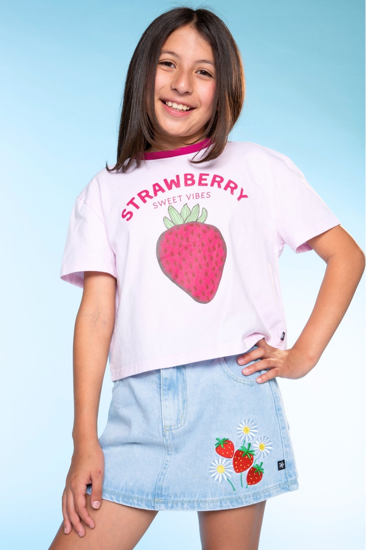 Washed Cotton Drop Shoulder Tee. - Cream Denim Leopard Heart