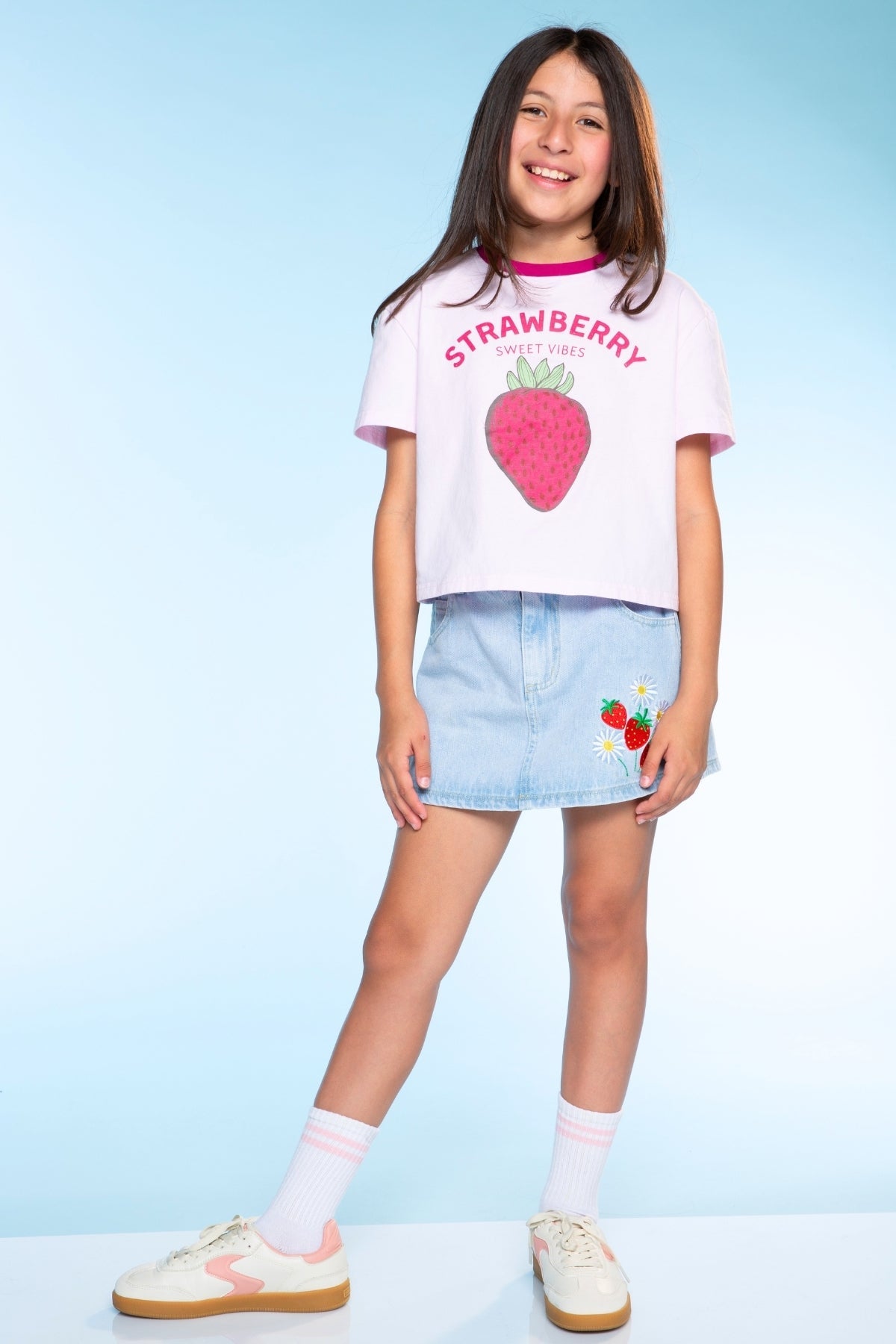 Washed Cotton Drop Shoulder Tee. - Cream Denim Leopard Heart