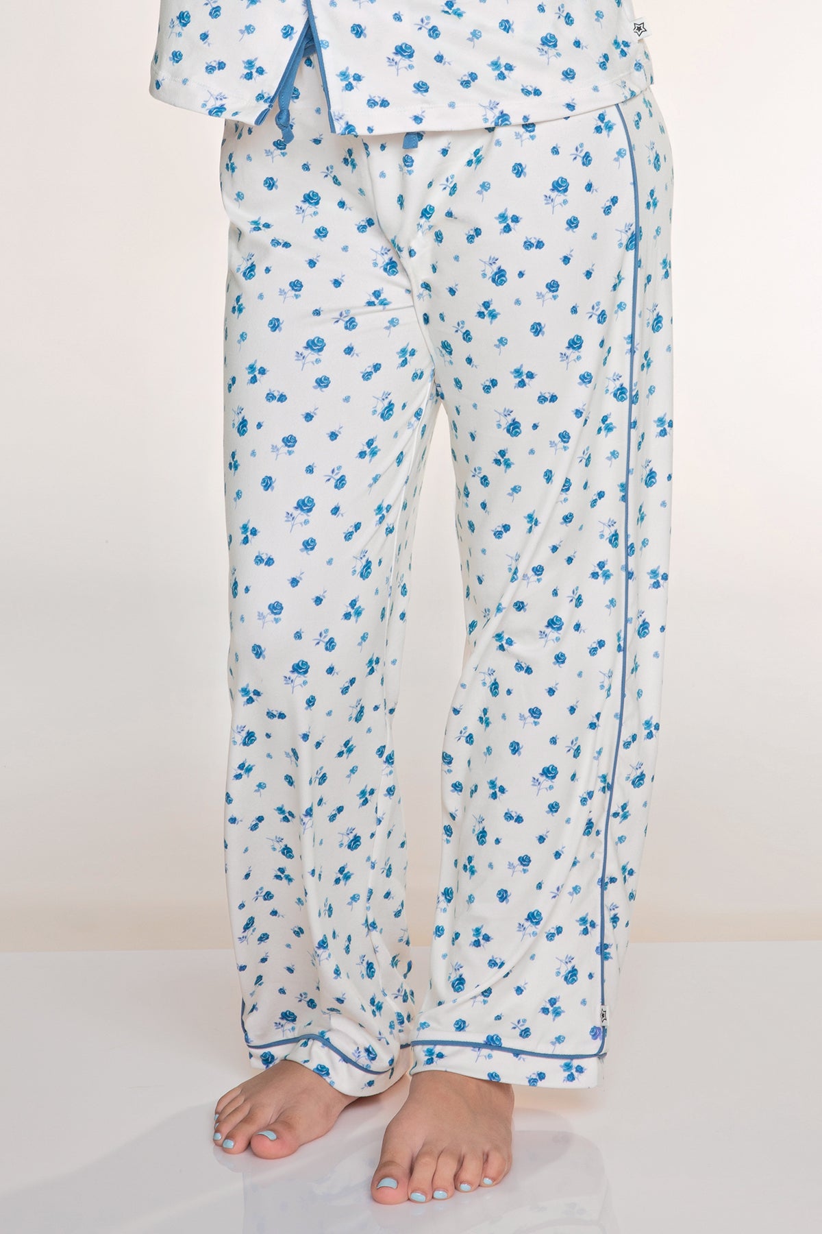 Gift Set - Simply Soft Button Down Tee & Karate Pant & Cozy Blanket - Ivory Denim Floral - NEW!