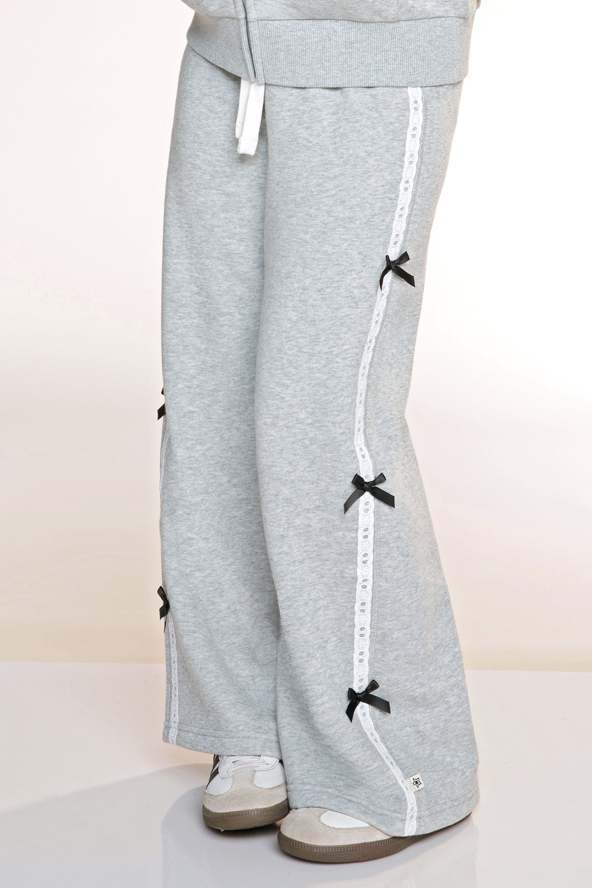4 Pack Zip Hoodie, Easy Tee & Pants Set - Bow Girl Era - NEW!